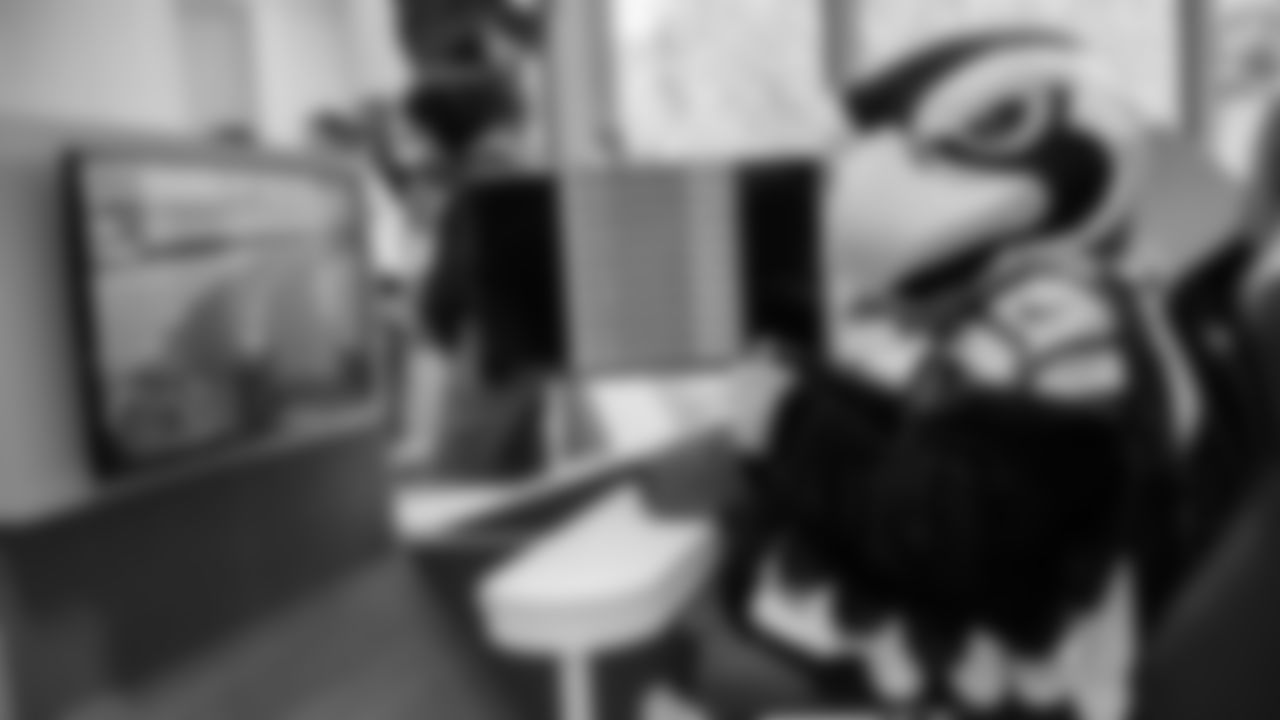 As part of the AWS Tech Touchdown initiative, fifty middle school girls visited the AWS Skills Center for a day of exploration and empowerment.