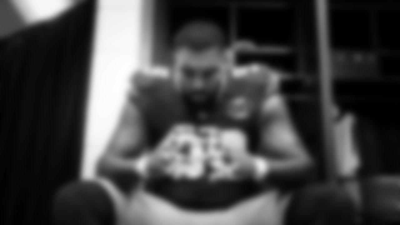 Seahawks defensive tackle Leonard Williams (99) at the Washington Commanders in Week 9.