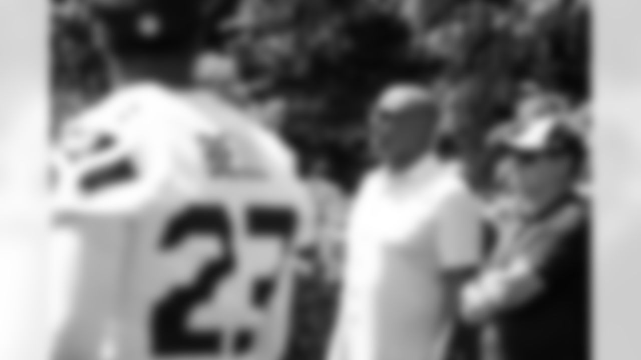 Seahawks Legends attended Seahawks OTAs for a special spring event.
