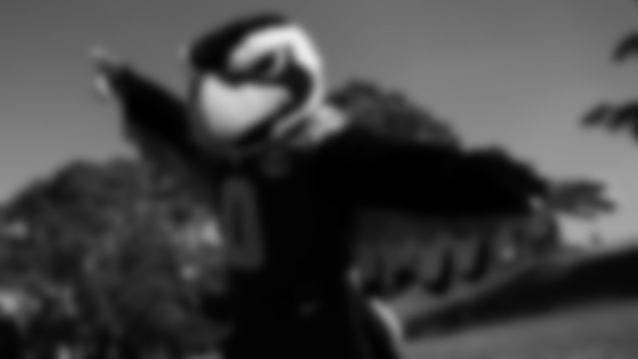 During a visit to Australia, Seahawks Legend Cliff Avril and Blitz stopped by the Kurranulla Aboriginal Corporation Community Center to play flag football and rugby alongside the Cronulla Sharks.