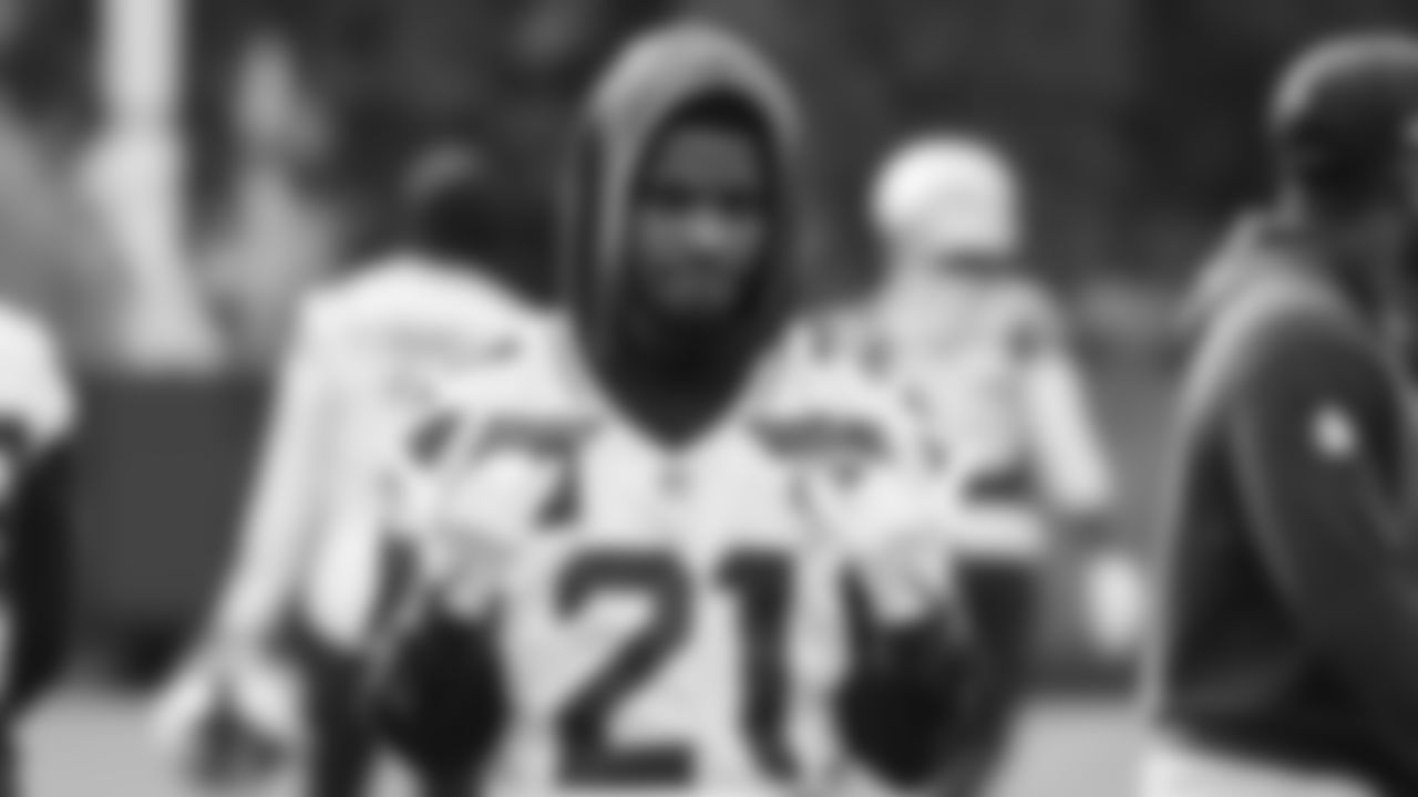 Seahawks cornerback Devon Witherspoon (21) practiced on Friday, October 31, 2025 at the Virginia Mason Athletic Center.