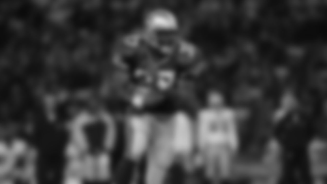 RB Shaun Alexander (37)