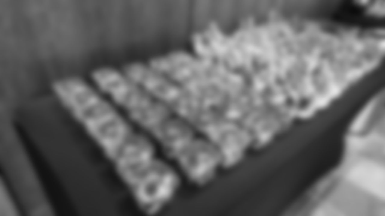 On February 19, ONYX, the Seahawks Black Employee Resource Group, in partnership with the DEI team, hosted its 2nd annual Black History Month celebration, 50 Years Strong: Celebrating Black Excellence & the Seahawks Legacy, at the Virginia Mason Athletic Center.