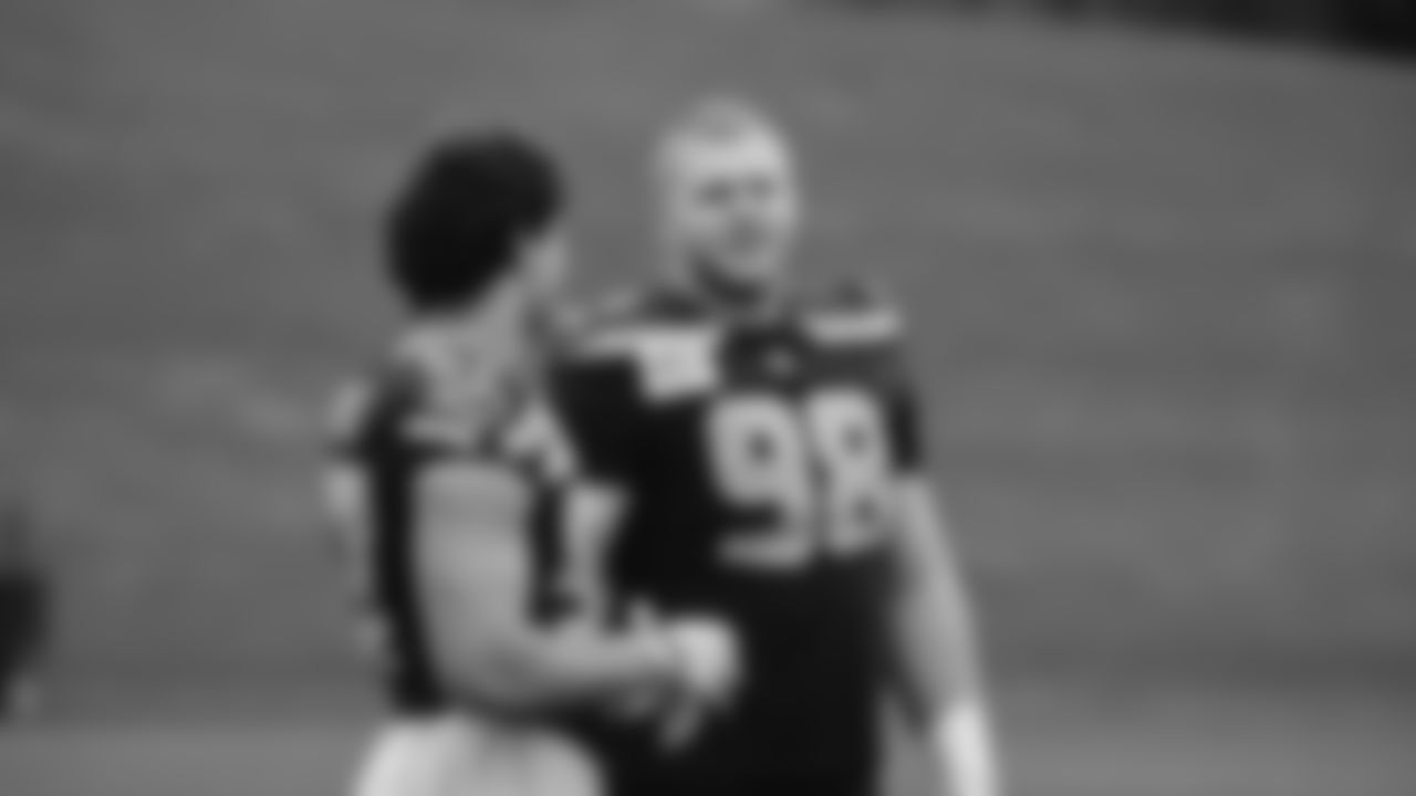 Seahawks defensive tackle Rylie Mills (98) practiced on Thursday, December 4, 2025 at the Virginia Mason Athletic Center.