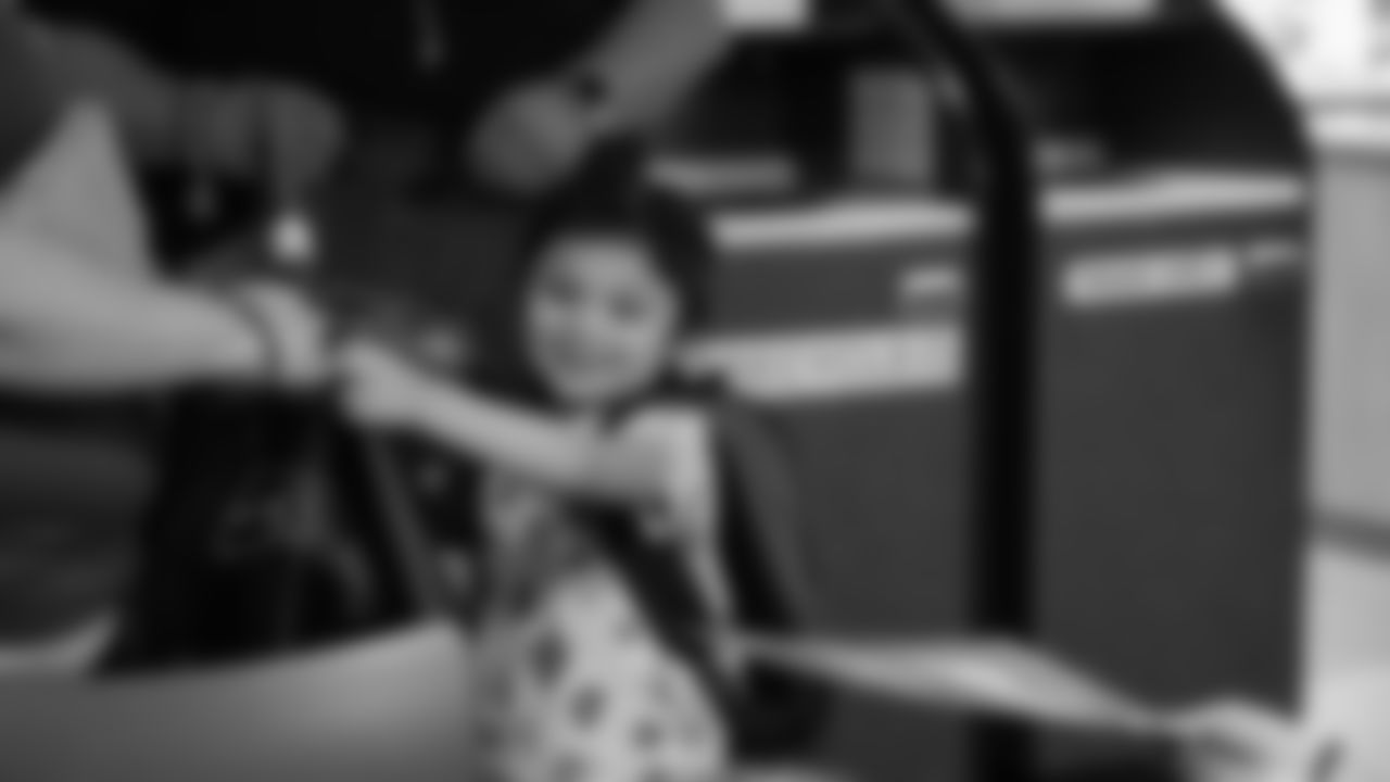 The 2025 Seahawks Intern Class volunteered at the Ronald McDonald House Charities of Western Washington & Alaska for their Intern Day of Service on Thursday, October 30th, 2025