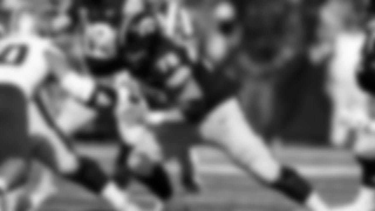 Iowa offensive lineman Mason Richman (78) looks to make a block during the first half of an NCAA college football game against Washington, Saturday, Oct. 12, 2024, in Iowa City, Iowa. (AP Photo/Charlie Neibergall)
