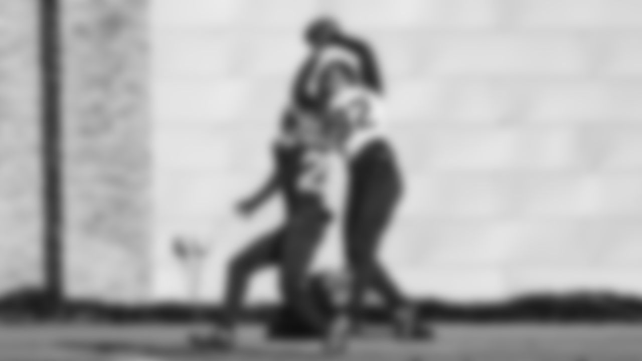 Seahawks wide receiver Cody White (82) and cornerback Nehemiah Pritchett (28) practiced on Wednesday, November 19 at the Virginia Mason Athletic Center.