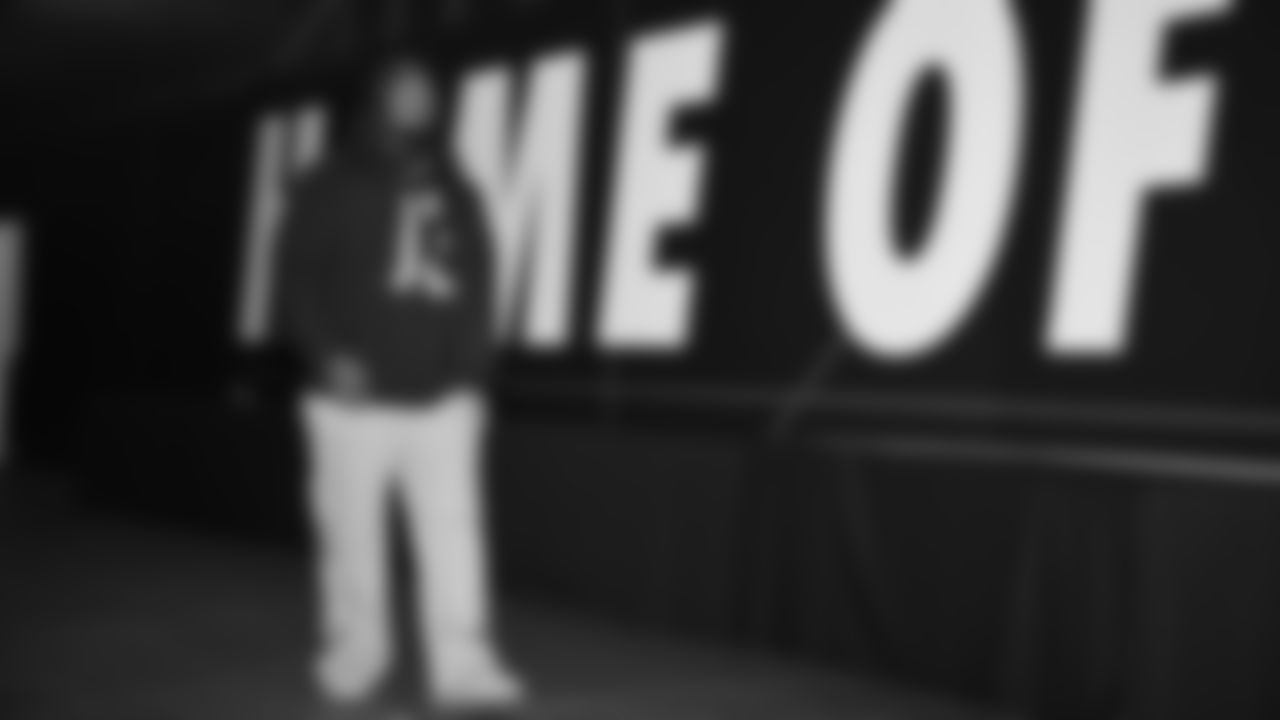 Seahawks nose tackle Bubba Thomas (69) arrived at Lumen Field for the Week 16 matchup vs. the L.A. Rams.