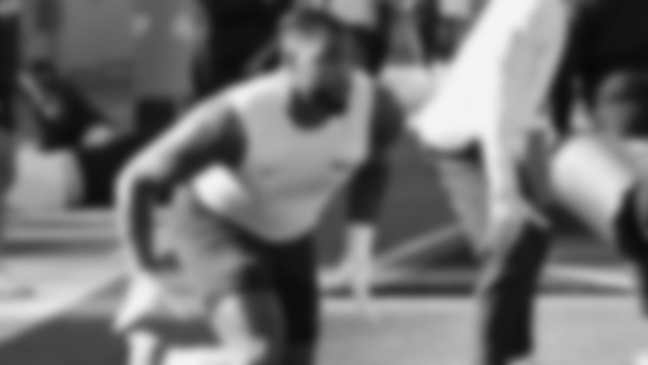 Seahawks defensive end Leonard Williams (99) hit the field at Nissan Stadium for the Week 12 matchup vs. the Titans in Nashville, Tennessee.