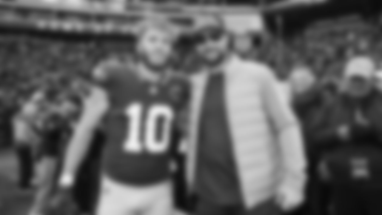 Seahawks wide receiver Cooper Kupp (10) warms up at Lumen Field for the Week 13 matchup vs. the Minnesota Vikings.