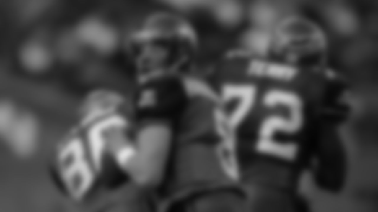 QB Matt Hasselbeck 2001-2010