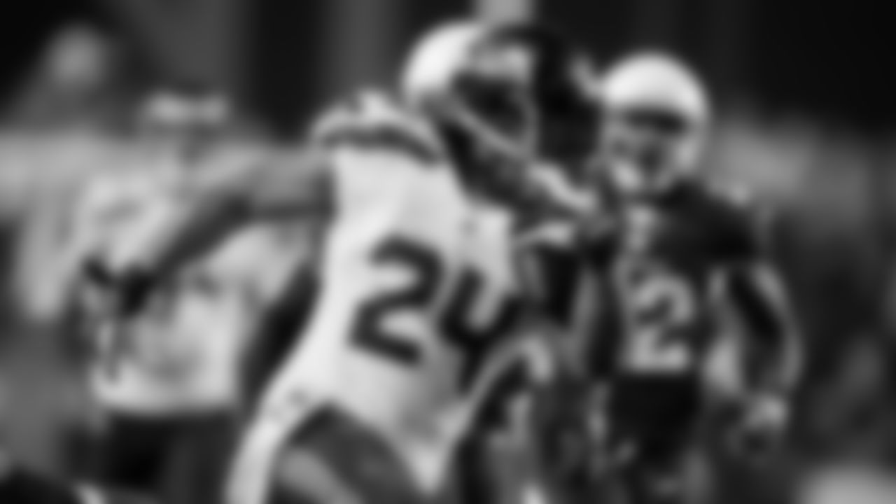 RB Marshawn Lynch 2010-2015,2019