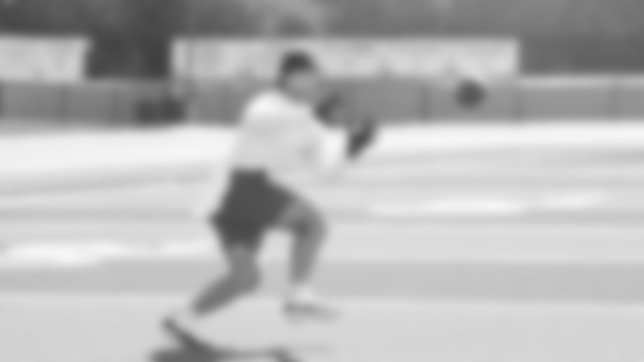 Seahawks tight end AJ Barner (88) participated in an off-site workout.
