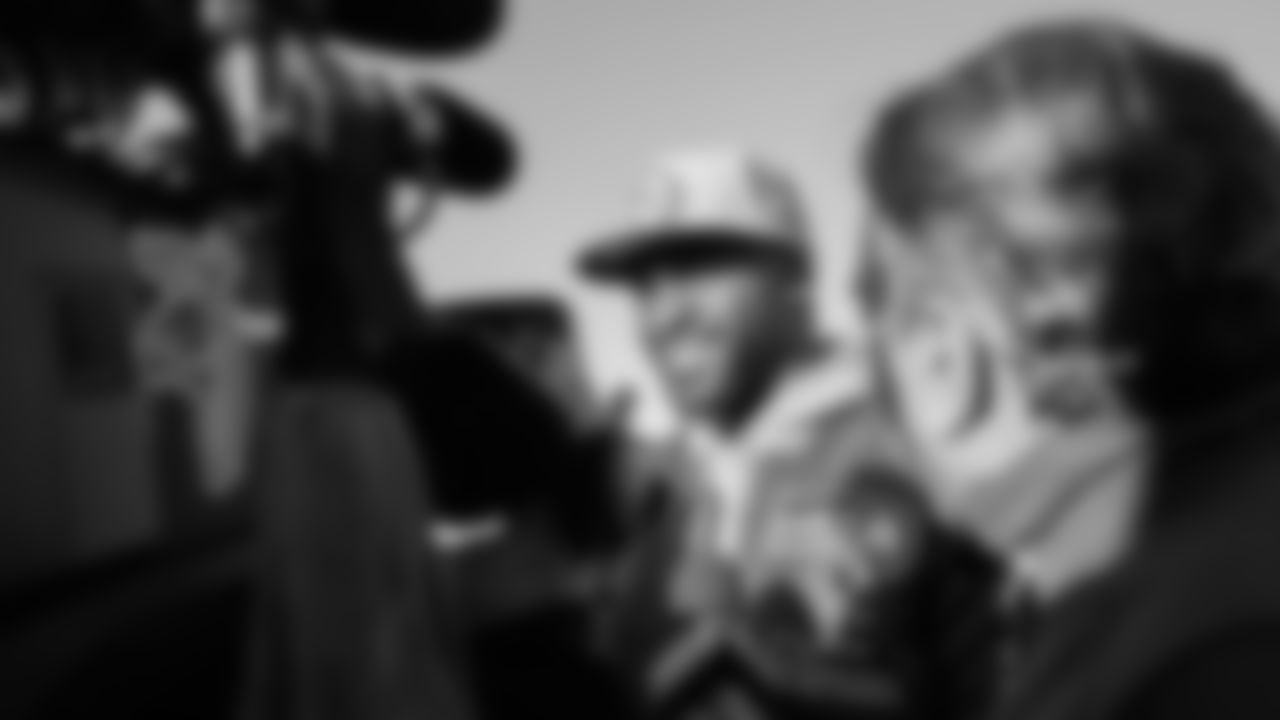 Seahawks Legend Cliff Avril raised the 12 Flag at the top of the Space Needle on Friday, January 23, 2026.