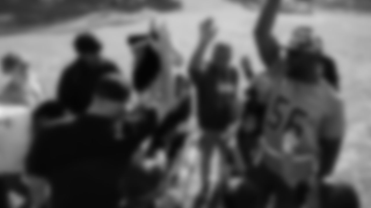 During a visit to Australia, Seahawks Legend Cliff Avril and Blitz stopped by the Kurranulla Aboriginal Corporation Community Center to play flag football and rugby alongside the Cronulla Sharks.