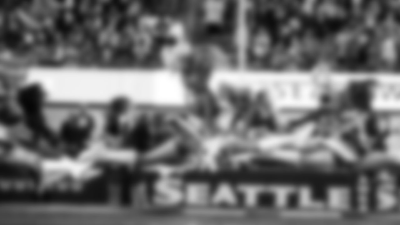 Seahawks Dancers in the Divisional Game on January 17, 2026.