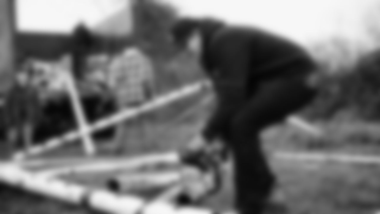 The Seahawks and Legend Norm Johnson spent the day volunteering at a farm in Snohomish County on January 8, 2026.