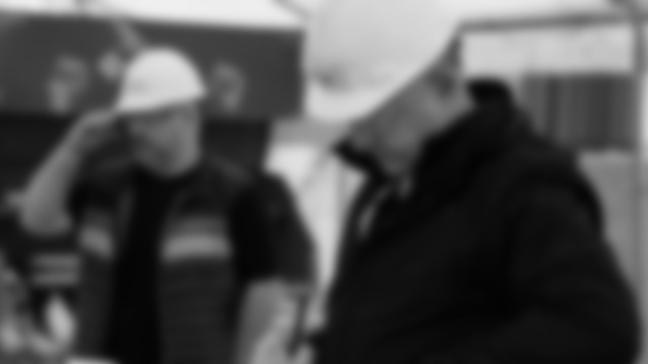 In recognition of Salute to Service Month, the Seahawks and Starbucks joined forces to learn, share, and build together to help provide affordable, stable housing to Veterans in our community.