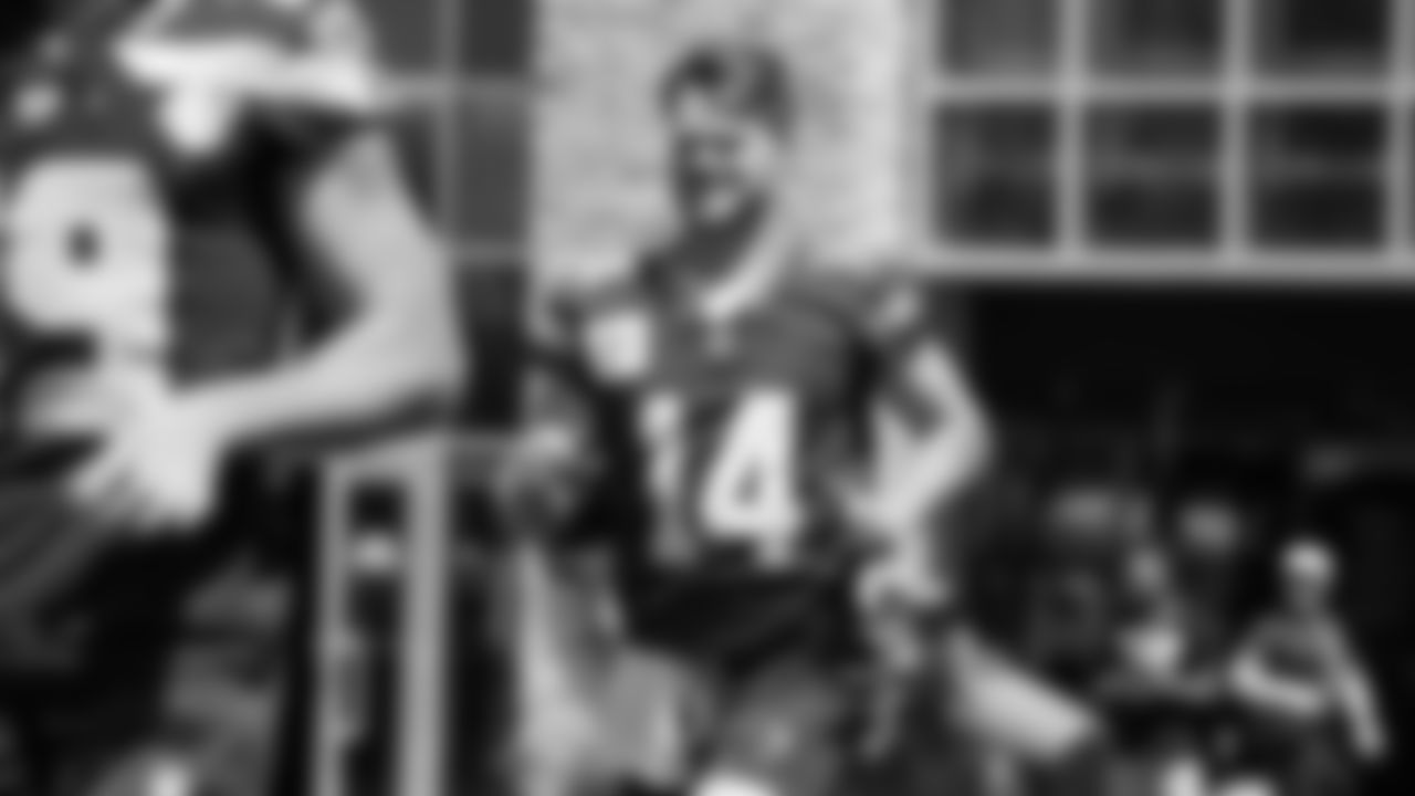 Seahawks quarterback Sam Darnold (14) participated in the Seahawks 2025 offseason workout program.