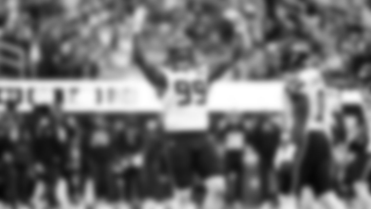 Seahawks at Rams on November 16, 2025