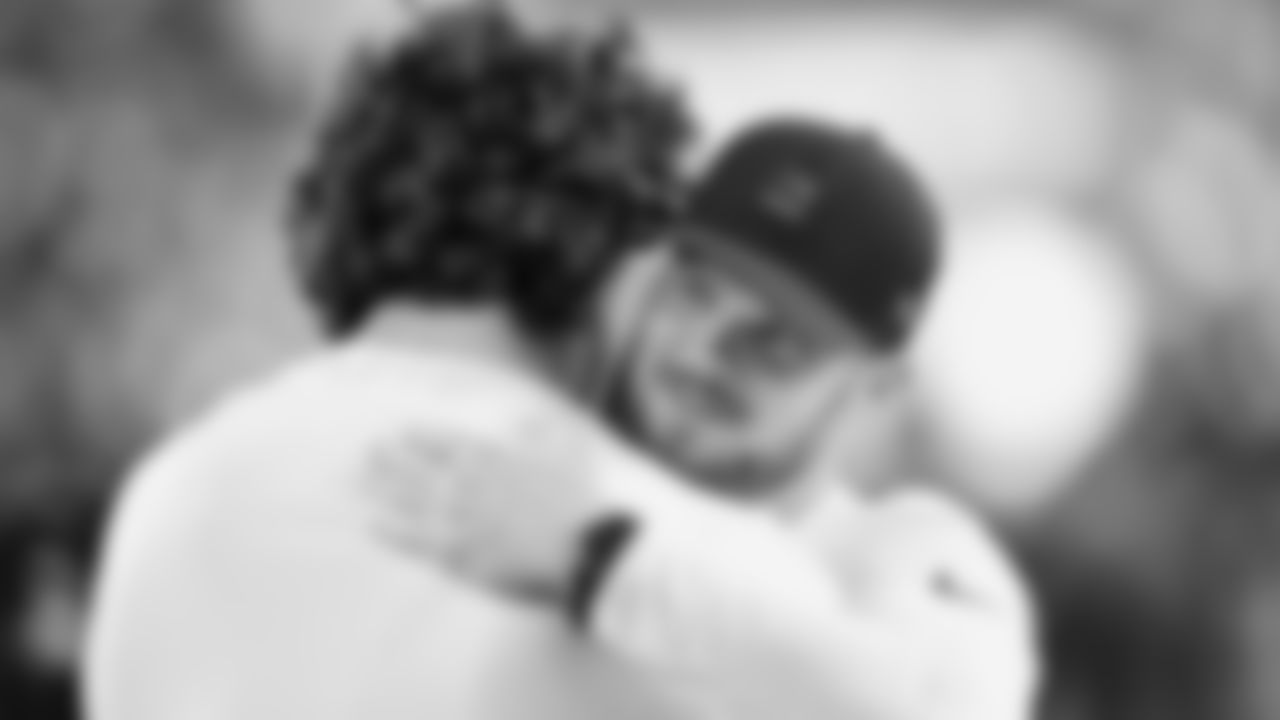 Seahawks quarterback Sam Darnold (14) warms up at Levi's Stadium for the Week 18 matchup vs. the 49ers.