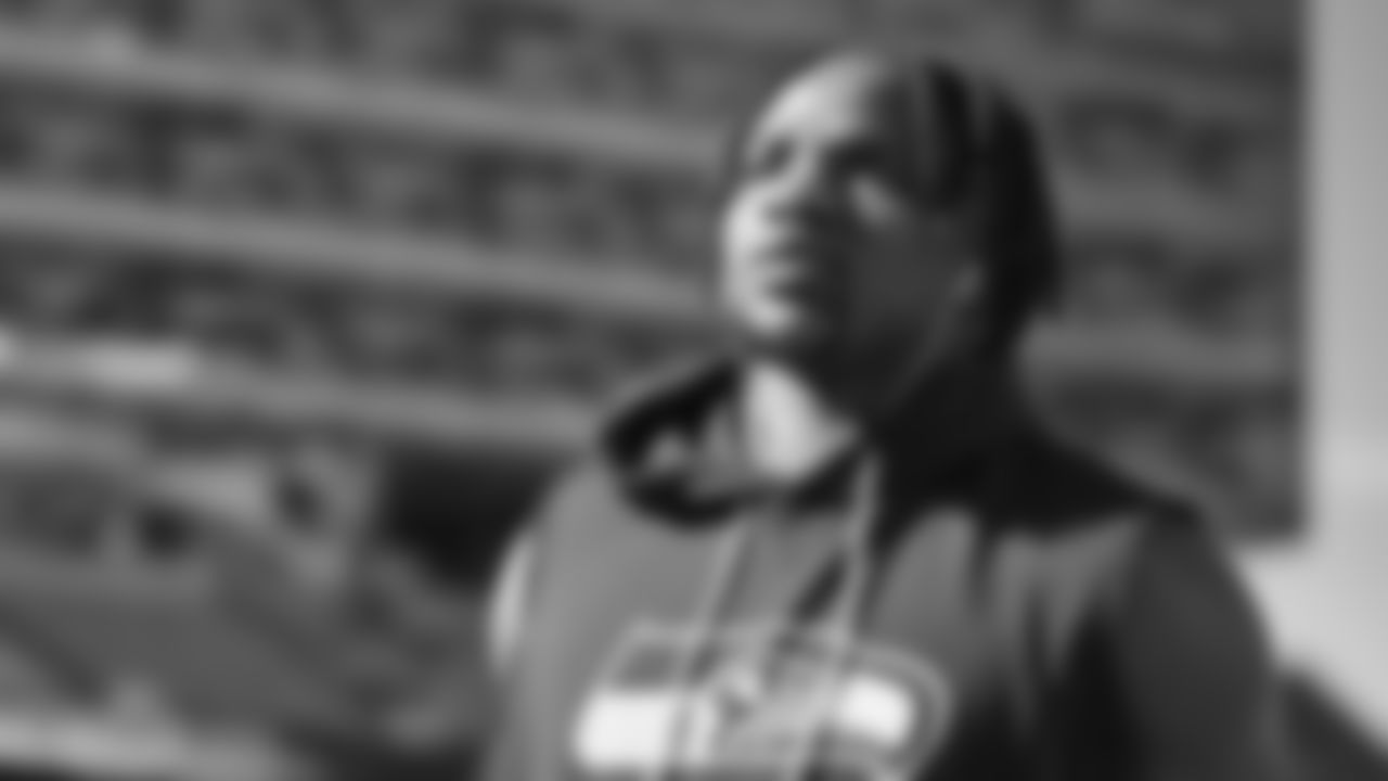 Super Bowl LX Warmups-20260208_22-30-47_1306