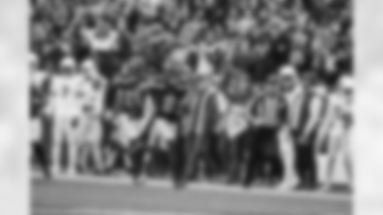 Seahawks safety Coby Bryant (8) picked off Cardinals QB Kyler Murray and returned it 69 yards for his first career touchdown in the 16-6 win over the Arizona Cardinals on November 24, 2024 at Lumen Field.