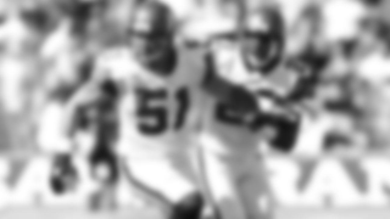 LB Lofa Tatupu 2005-2010