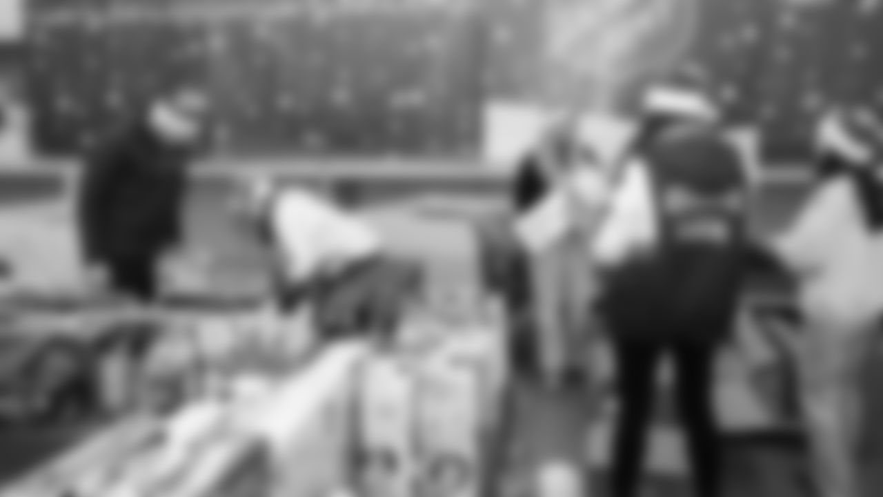 In spirit of the holiday season, the Seahawks volunteered on Wednesday, December 10th, 2025, at the Salvation Army Christmas Warehouse in Tukwila, WA, where they sorted donated toys and contributed $1,000 worth of additional toy donations.