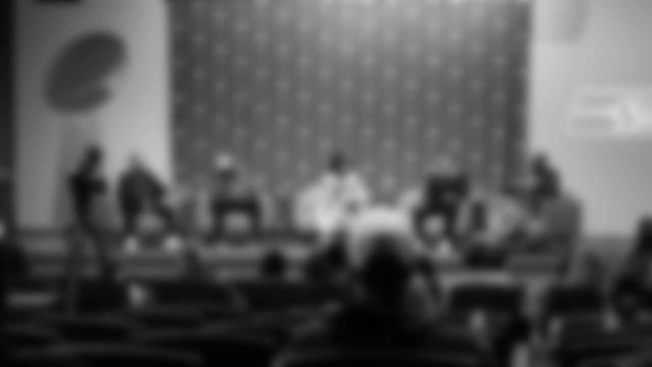 On February 19, ONYX, the Seahawks Black Employee Resource Group, in partnership with the DEI team, hosted its 2nd annual Black History Month celebration, 50 Years Strong: Celebrating Black Excellence & the Seahawks Legacy, at the Virginia Mason Athletic Center.