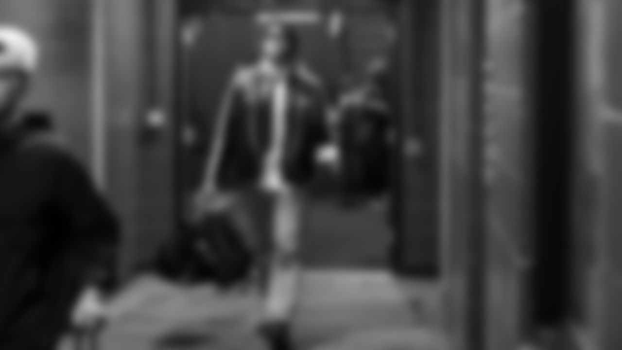 Seahawks tight end AJ Barner (88) arrived at Northwest Stadium for the Sunday Night Football matchup at the Washington Commanders in Week 9.