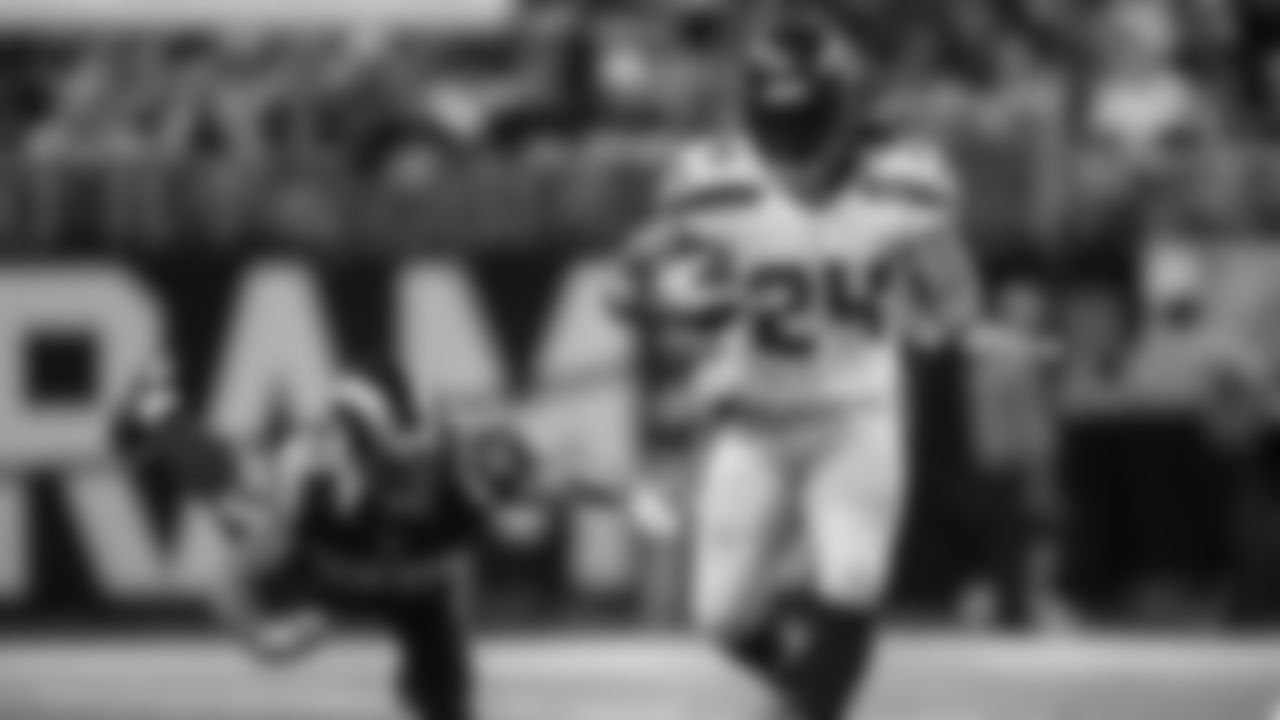 RB Marshawn Lynch 2010-2015,2019
