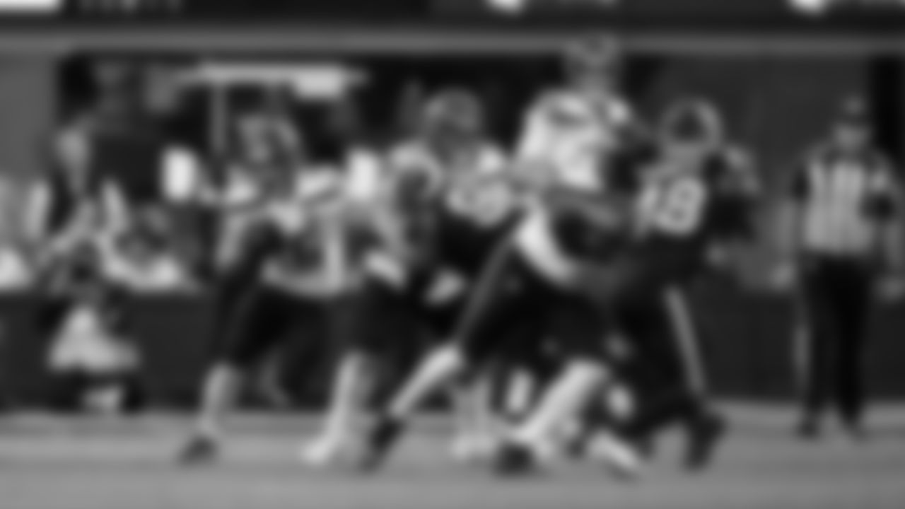 Seahawks at Rams on November 16, 2025