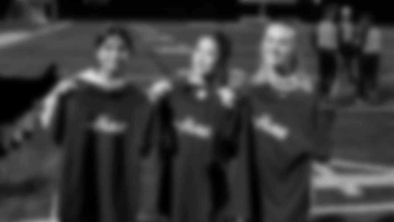 The Seahawks visited Tahoma High School on Tuesday, January 13, 2026 with Seahawks Legend Orlando Huff for the last Girls Flag Takeover of the season featuring the varsity game between Todd Beamer High School vs. Tahoma High School.