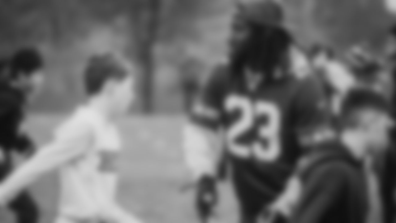 The Seahawks hosted a flag football clinic with NFL FLAG Vancouver at Unwin Park in Surrey, BC on Saturday, November 15, 2025.