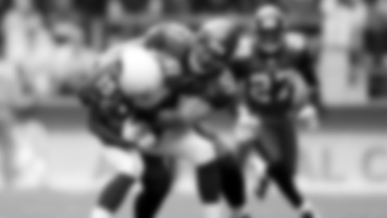 LB Lofa Tatupu 2005-2010
