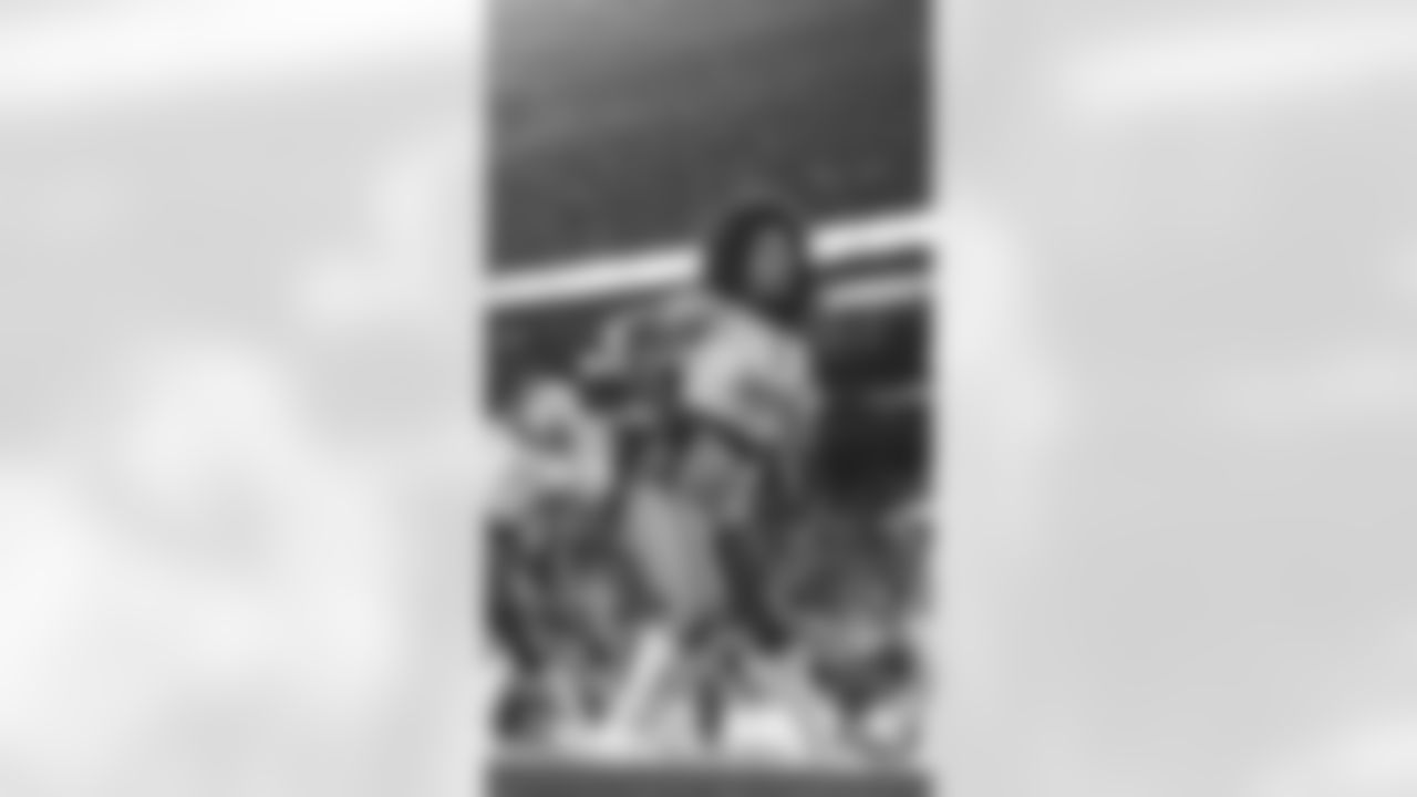 Seahawks Dancers During Week 16 Against the Rams on December 18th, 2025.