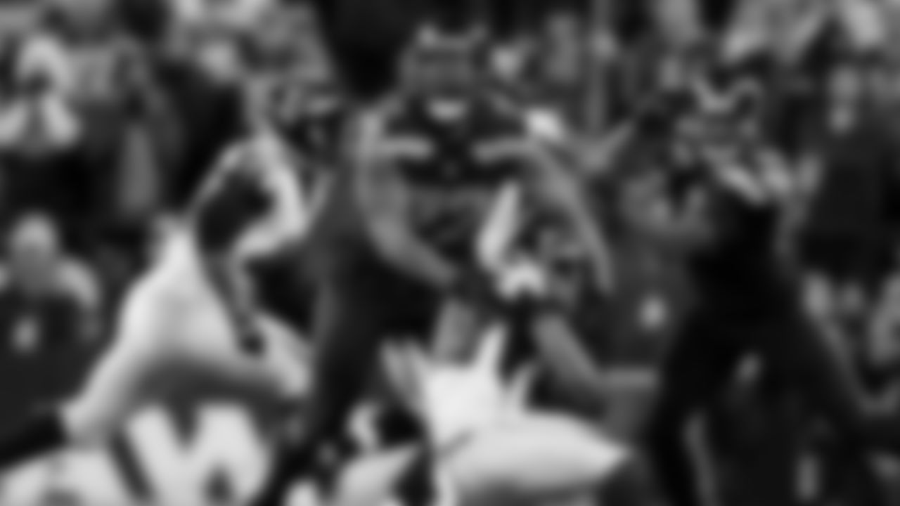 DE Michael Bennett 2013-2017