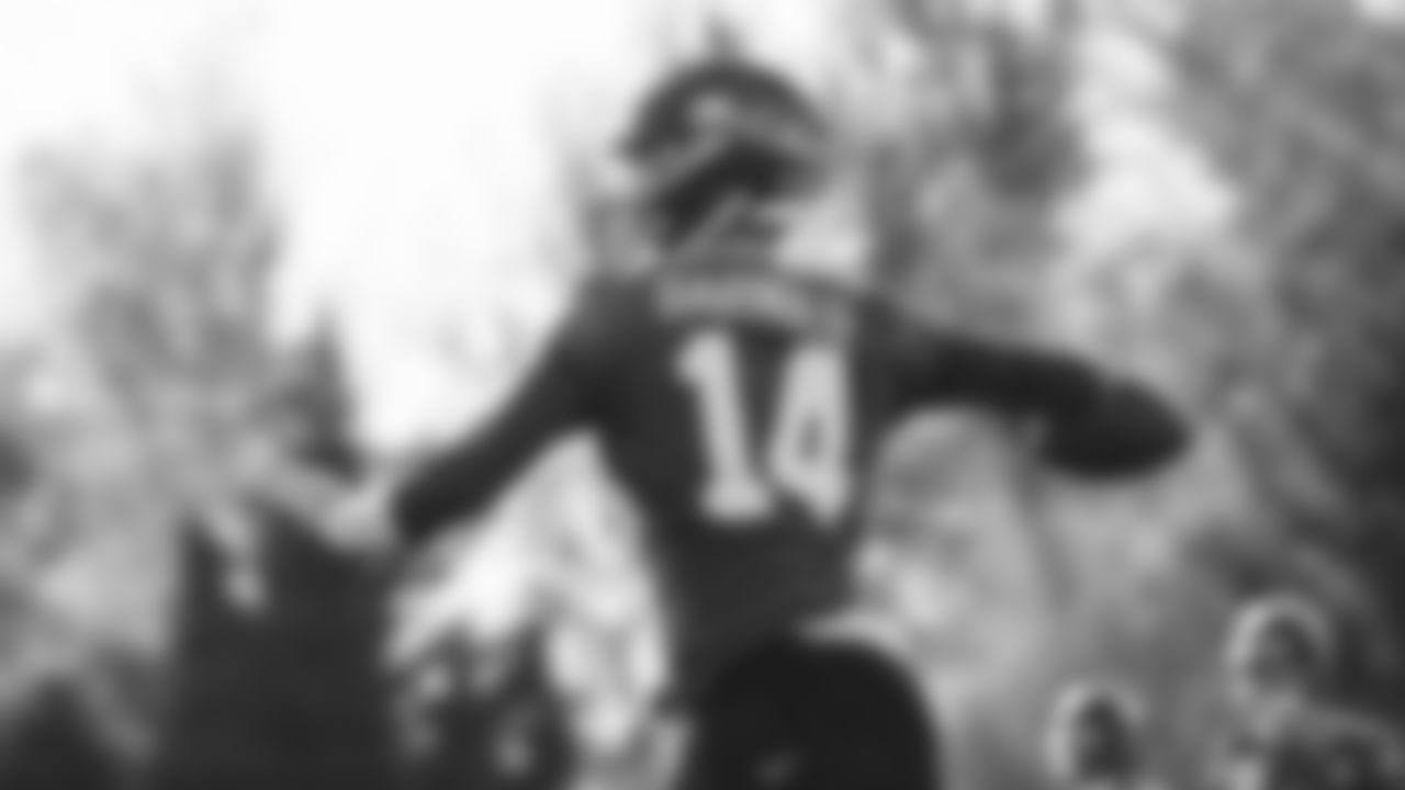 Seahawks quarterback Sam Darnold (14) practiced on Thursday, November 20 at the Virginia Mason Athletic Center.