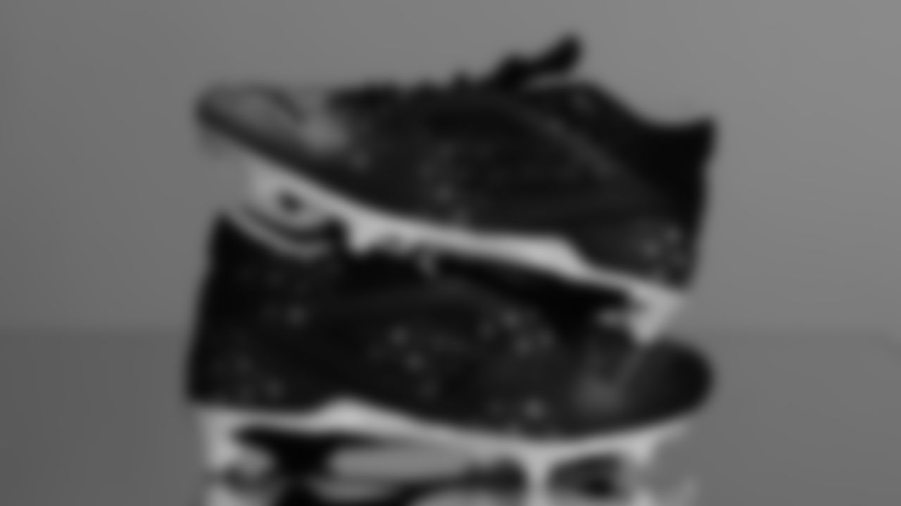 Seahawks guard Bryce Cabeldue (77) - Bridge of Promise