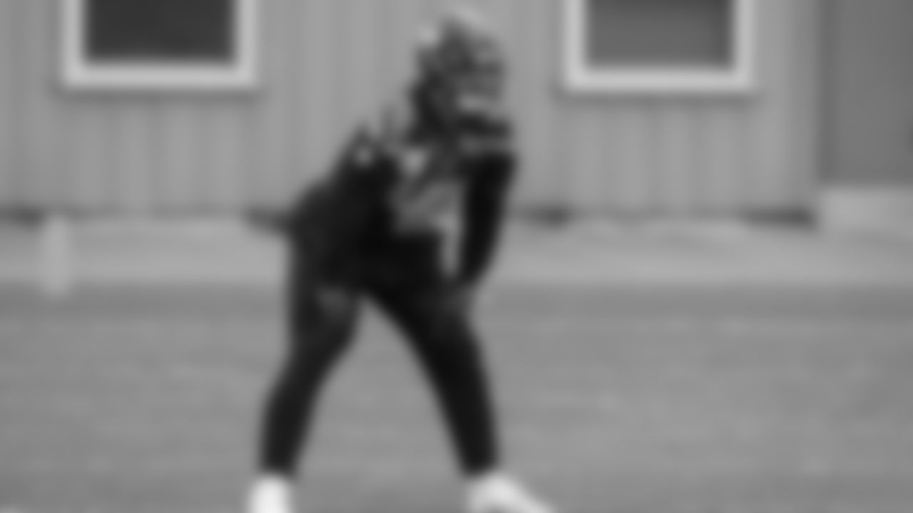 Seahawks fullback Robbie Ouzts (40) practiced on Thursday, January 15, 2026 at the Virginia Mason Athletic Center.