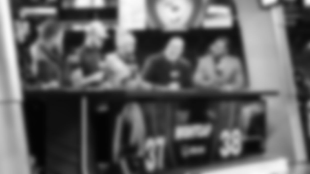 Sam Darnold, Jaxon Smith-Njigba, Devon Witherspoon, and Nick Emmanwori celebrate and talk about the win on Thursday Night Football