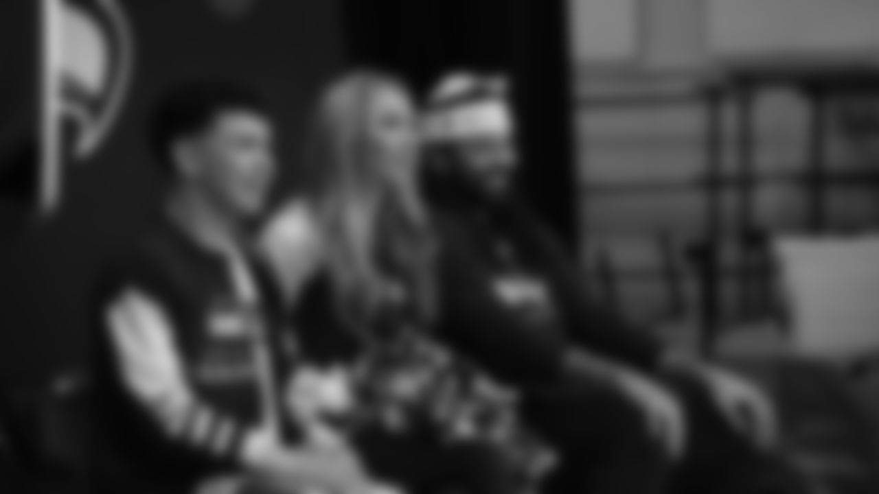 The Seattle Seahawks visited Rainier View Elementary with special appearances from Seahawk Dancers and Legend Garry Gilliam on December 11, 2025.