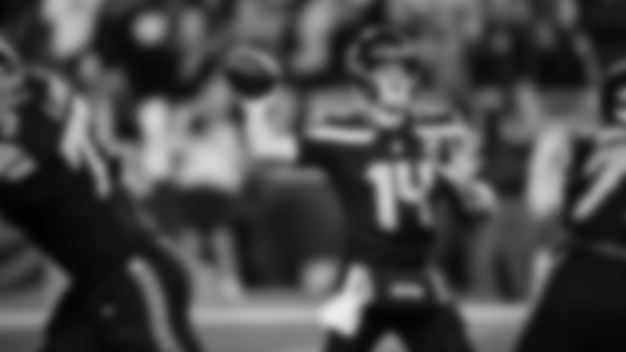 Seahawks quarterback Sam Darnold (14) vs. the Houston Texans in Week 7.