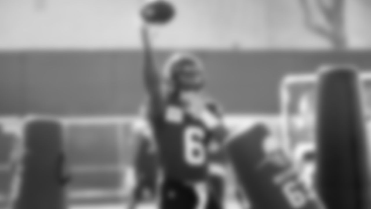 Seahawks quarterback Jalen Milroe (6) practiced on Wednesday, February 4, 2026 in San Jose, California.