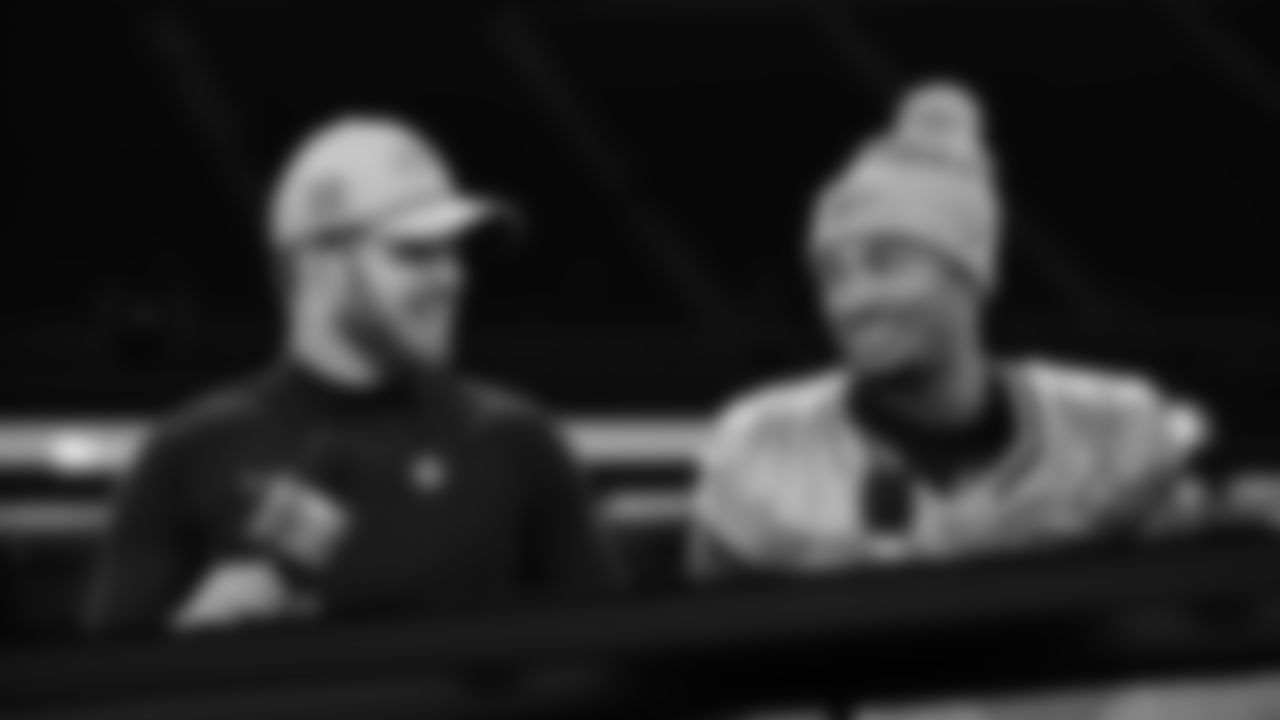 Sam Darnold, Jaxon Smith-Njigba, Devon Witherspoon, and Nick Emmanwori celebrate and talk about the win on Thursday Night Football