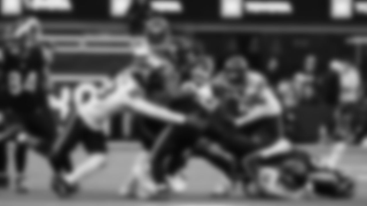 Seahawks at Rams on November 16, 2025