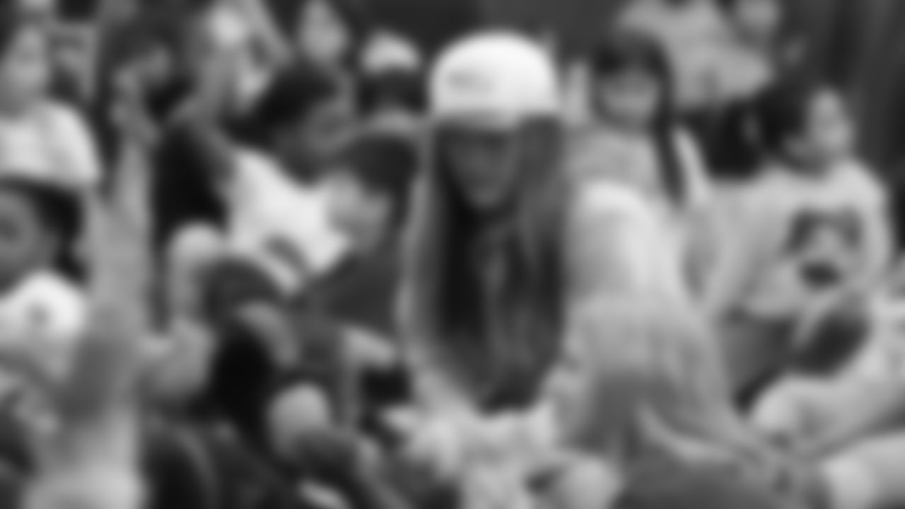 The Seattle Seahawks visited Rainier View Elementary with special appearances from Seahawk Dancers and Legend Garry Gilliam on December 11, 2025.