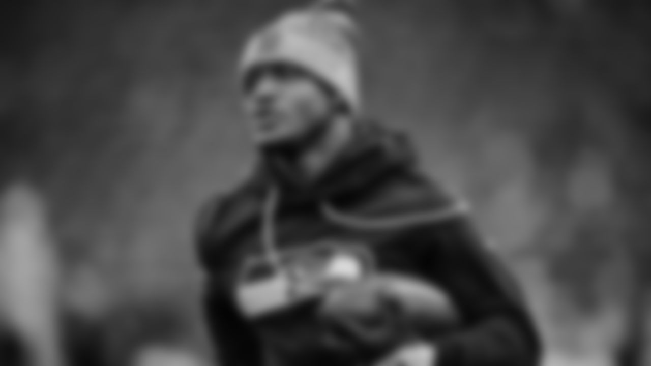 Seahawks running back Kenneth Walker III (9) during pregame warmups at Lumen Field for the Week 7 matchup vs. Houston Texans on Monday Night Football.