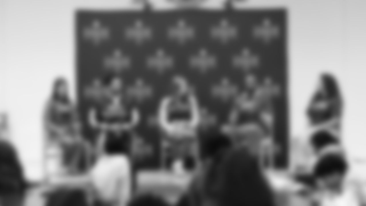 The Seahawks teamed up with EVERFI for a morning learning about mental health with students at Showalter Middle School on October 30, 2025.